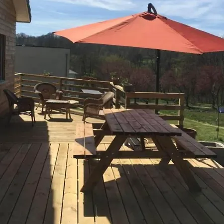 Clos Du Bannet Family Escape Hébergement de vacances *