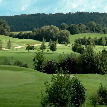 Clos Du Bannet Family Escape *